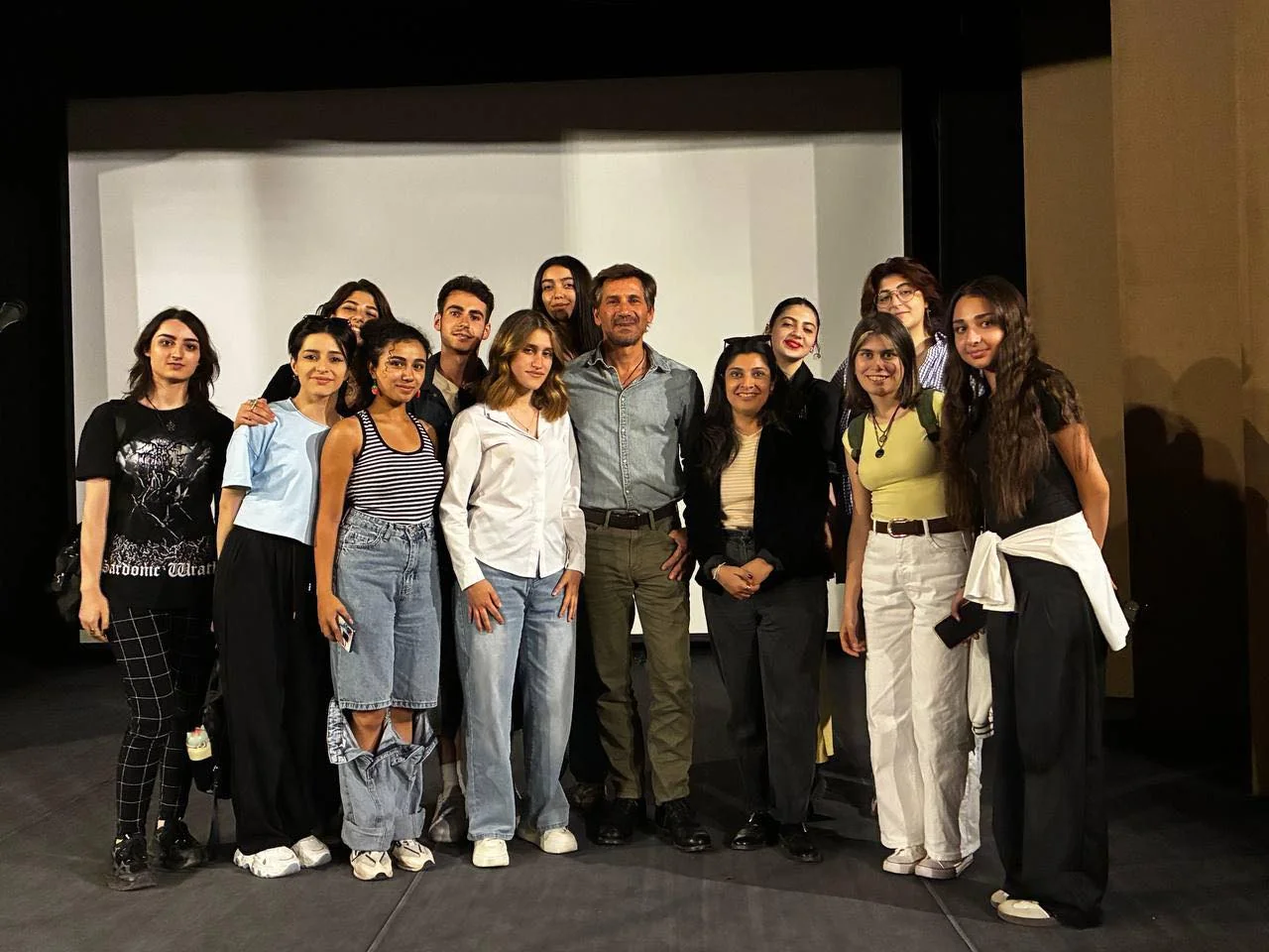 CineClub-ի շրջանակում դիտեցին «Ամերիկացի» ֆիլմը 